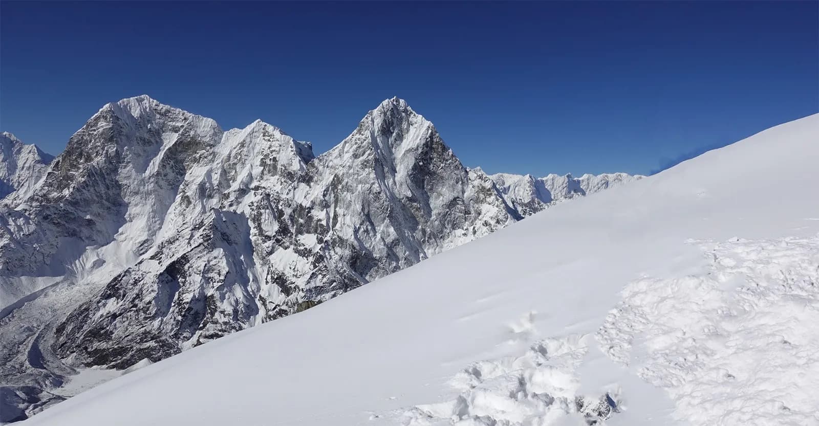 Lobuche peak climbing