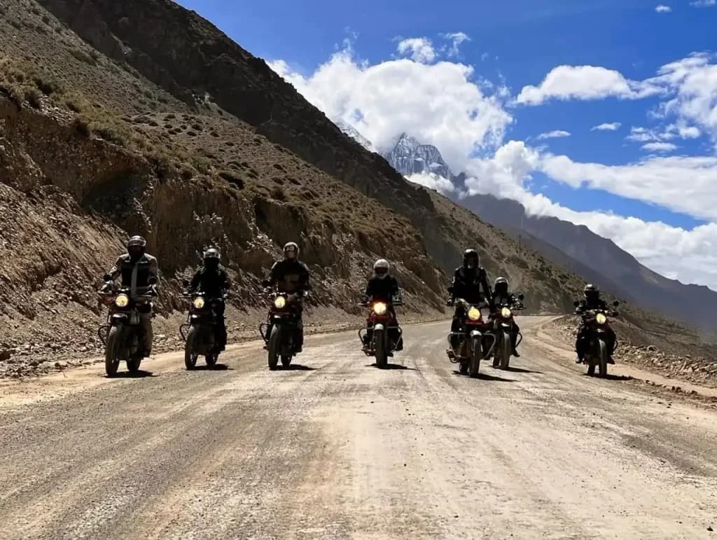 Mustang motorbike tour