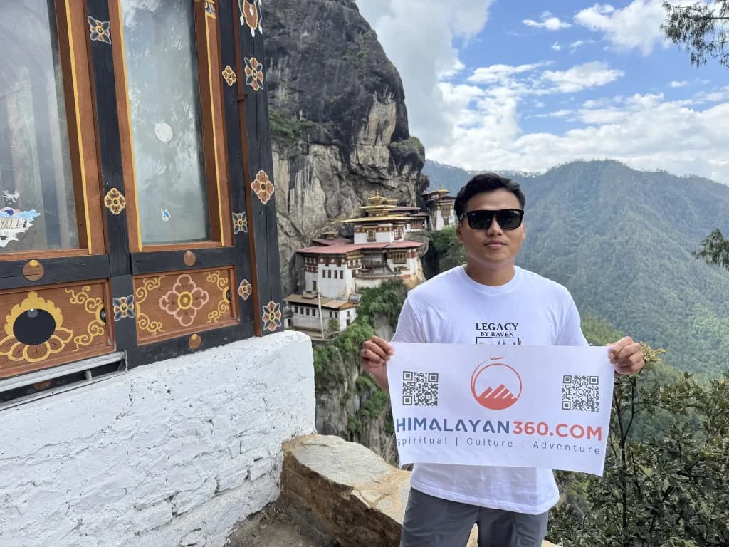 Paro Tshechu Festival Tour: 8 Days in Bhutan
