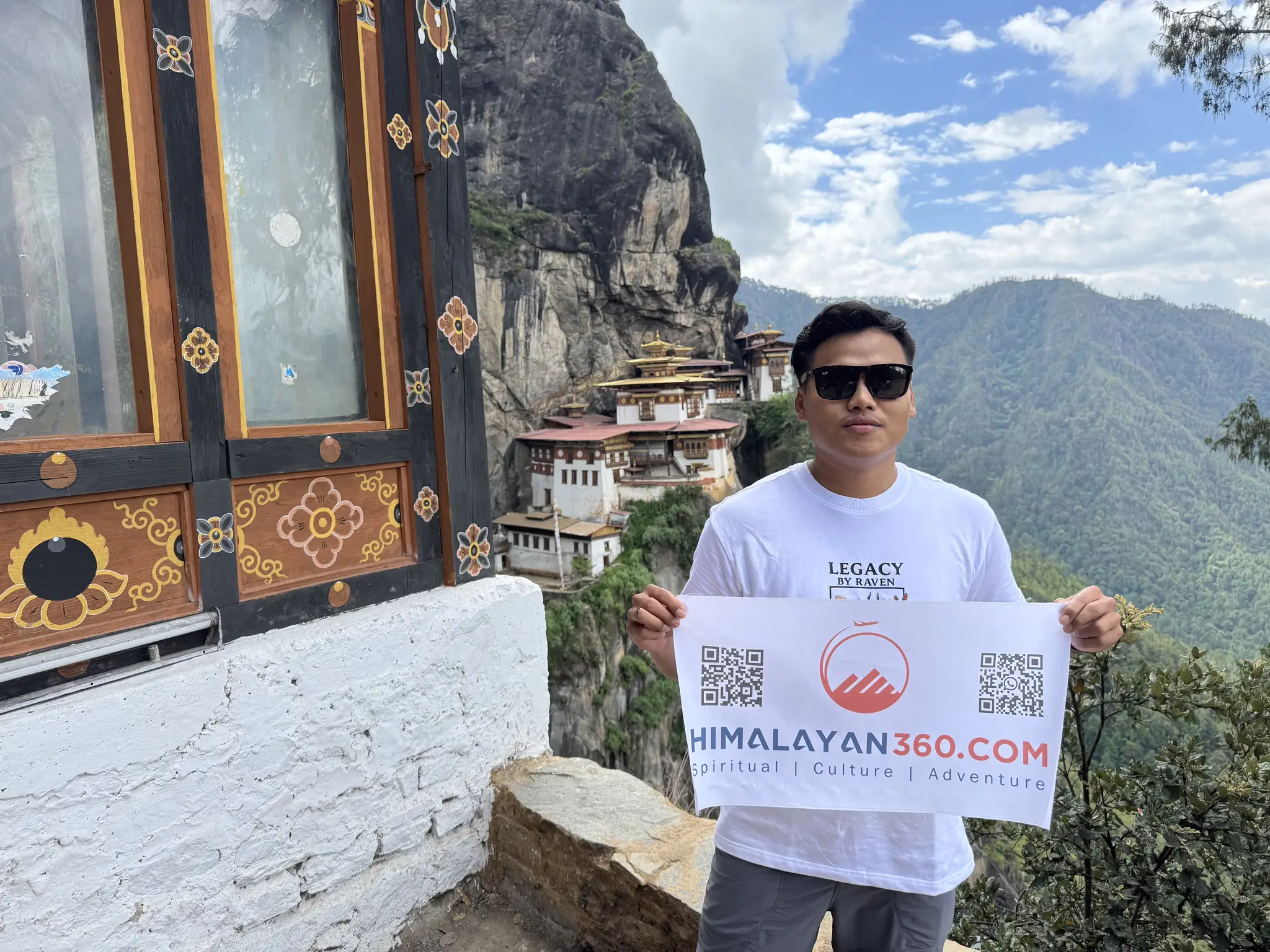 Paro Tshechu Festival Tour: 8 Days in Bhutan
