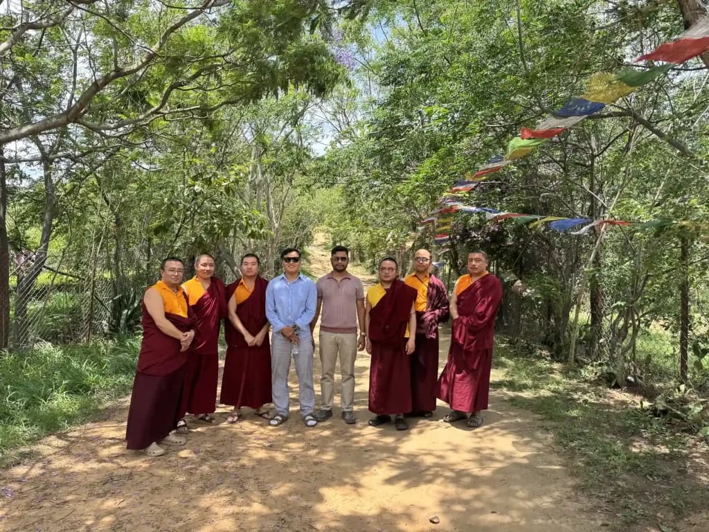 photos with monks near by chimi lhakhang
