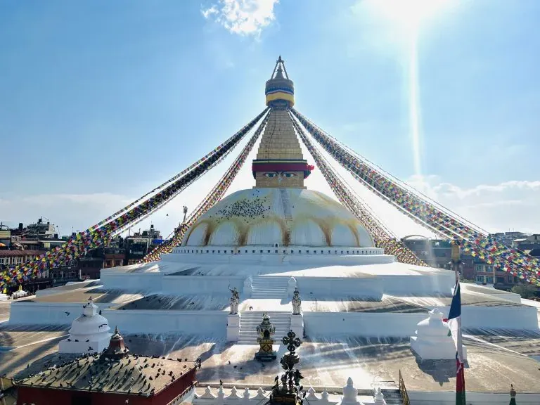 Bouddhanath Stupa, Kathmandu, on a cultural tour with Himalayan 360